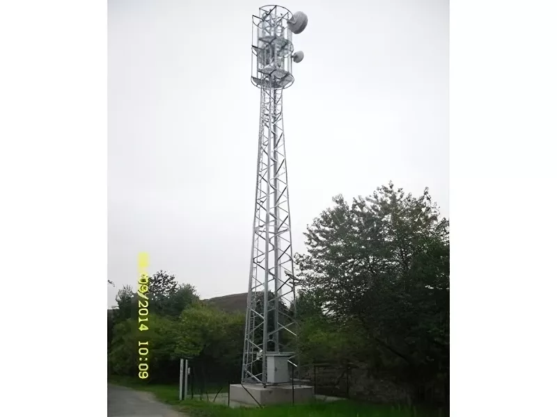Telekomunikační stožár výšky 21 metrů
